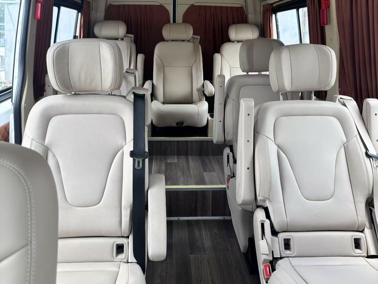 1-Day Private Car with Driver in Chengdu(Driver & Vehicle Only)