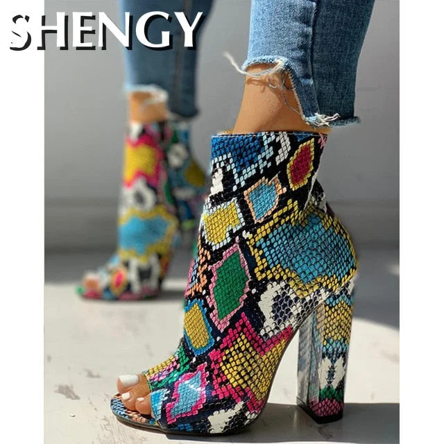 2020 SHENGY Nightclub Spring Serpentine High Heels Women Fashion High Heels 10cm Heels Platform Sandals Party Wedding Shoes