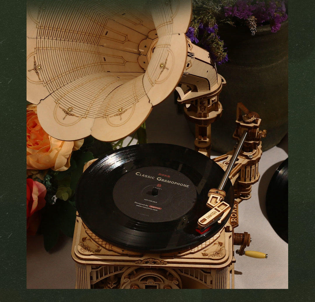 Wooden Super Classic Gramophone LKB01 10