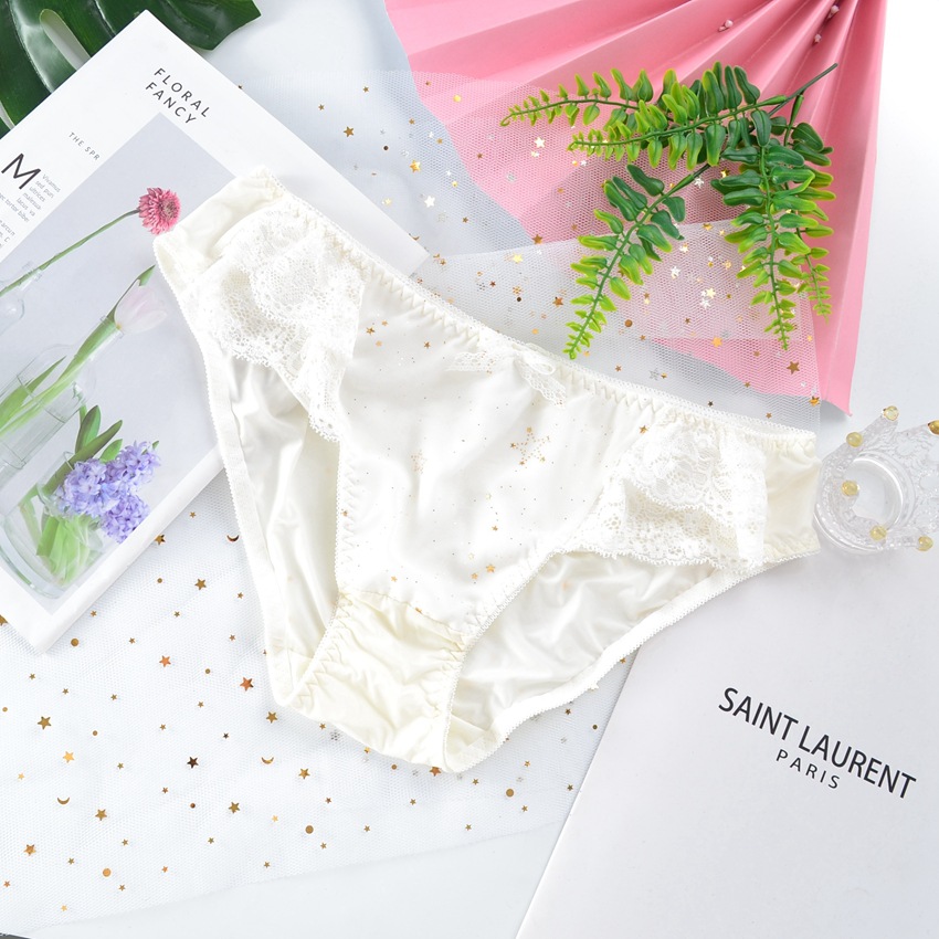 Bronzing star lace ice silk briefs