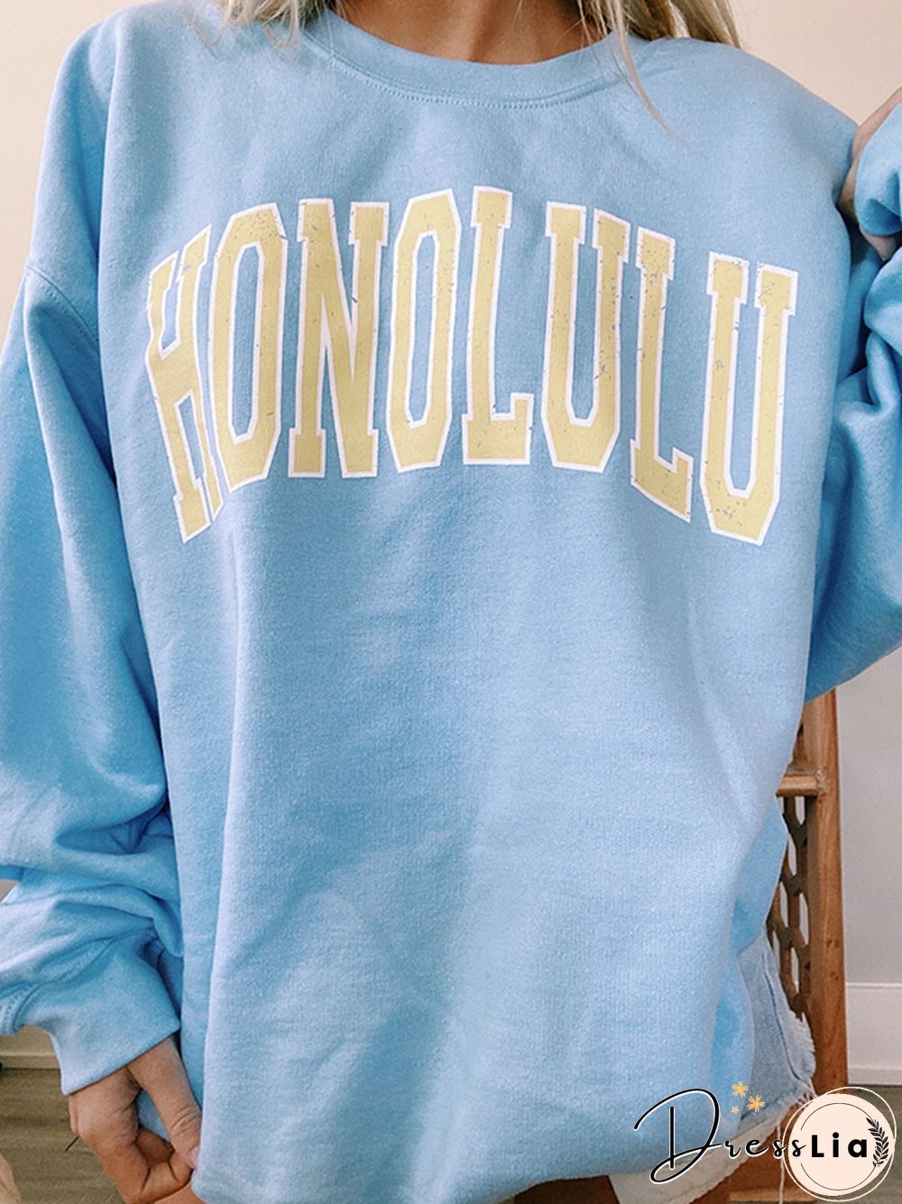 Round Neck Long Sleeve Blue Sweatshirt