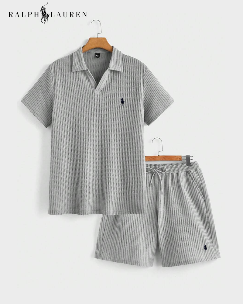 Ralph Lauren – Summer Set Made of Breathable Textured Fabric