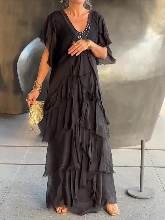 🔥 Elegant V-neck Maxi Dress