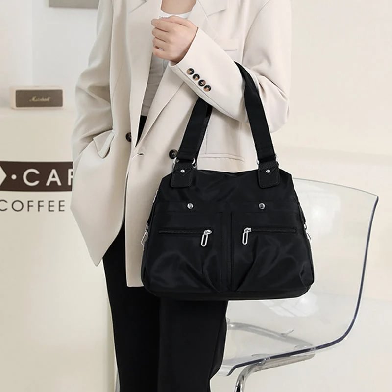 Shoulder Bag Tampak Depan