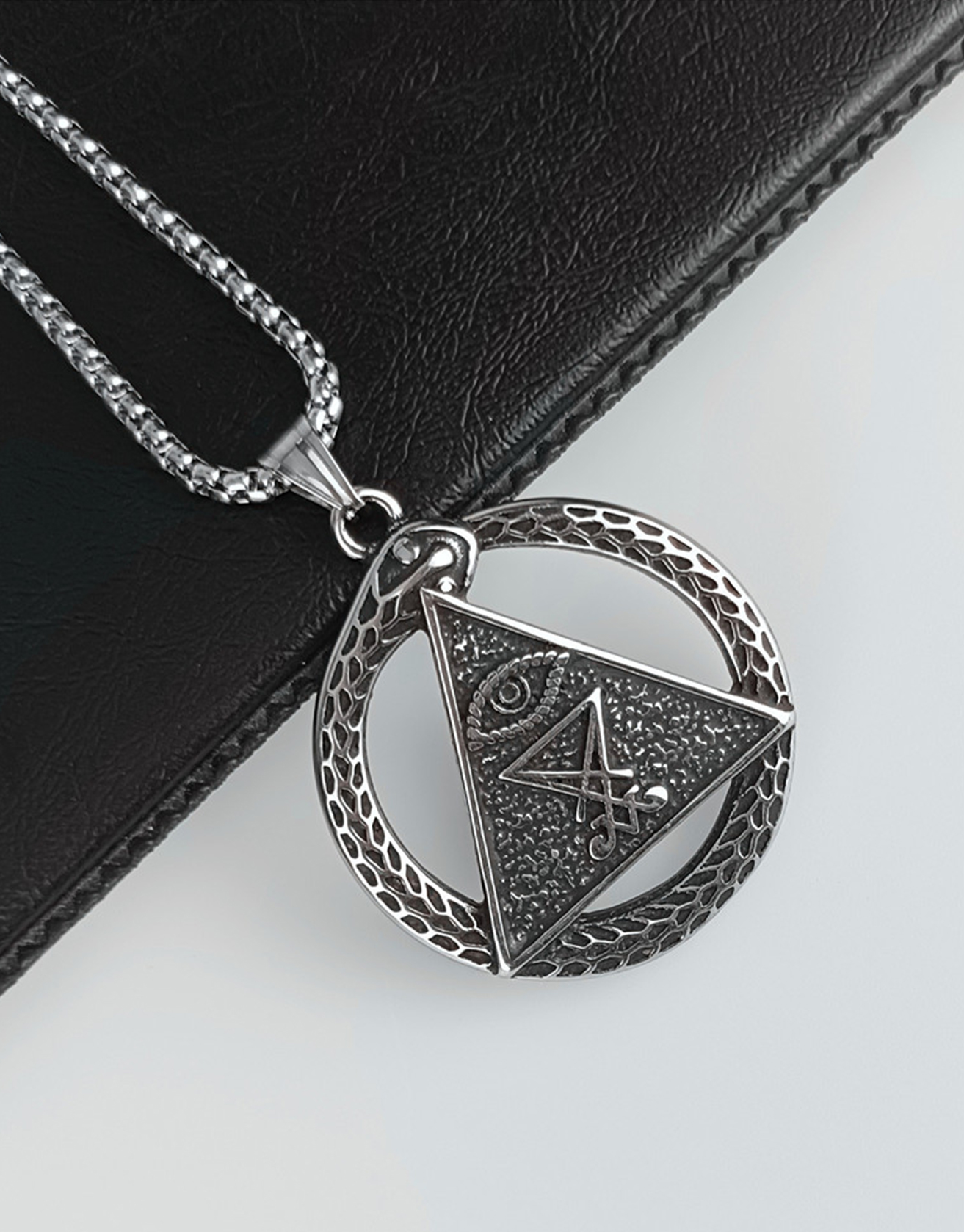 Masonic Triangular Eye Necklace / Rvogue / Rvogue