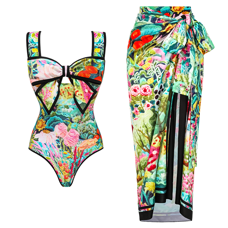 Flaxmaker | Discover the Hottest Women's Swimwear Trends of the Season