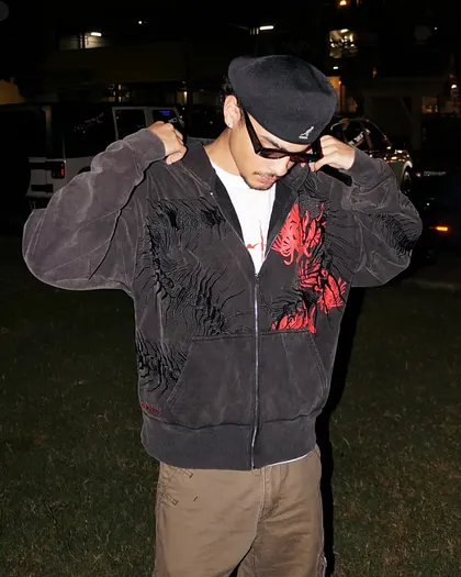 Rocked the hoodie and pants set together—instant confidence boost. Fits perfectly for photos and daily wear!
