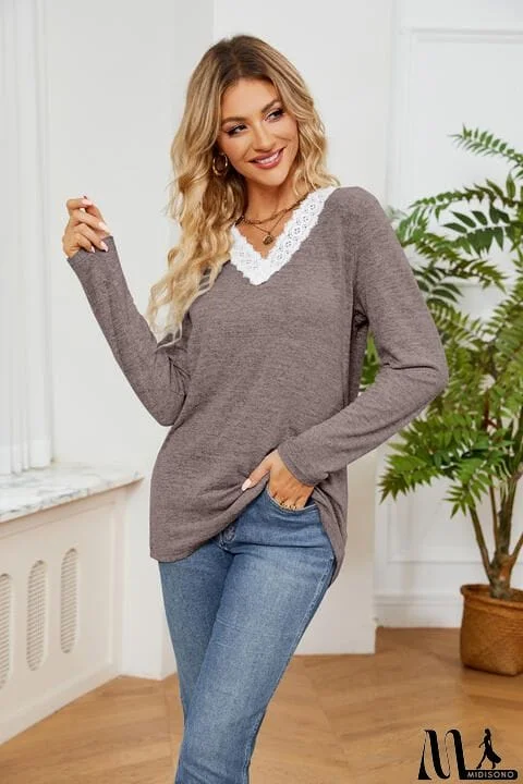 MidiSono - Lace Detailed V Neck Top