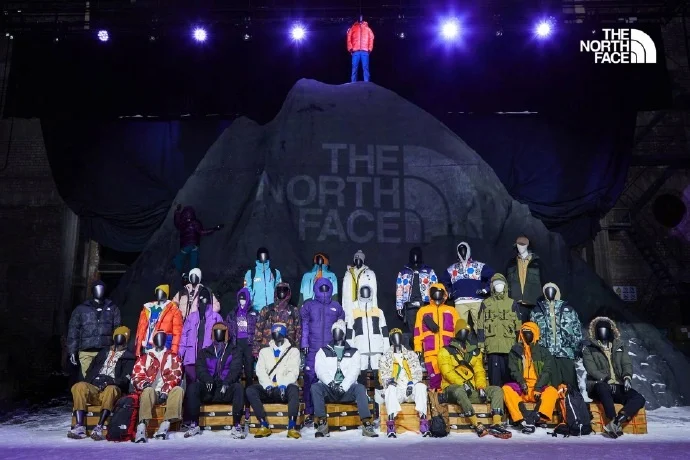 01.05125.jpg 01.05125.jpg