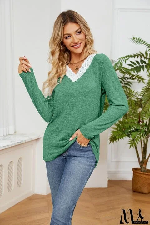 MidiSono - Lace Detailed V Neck Top