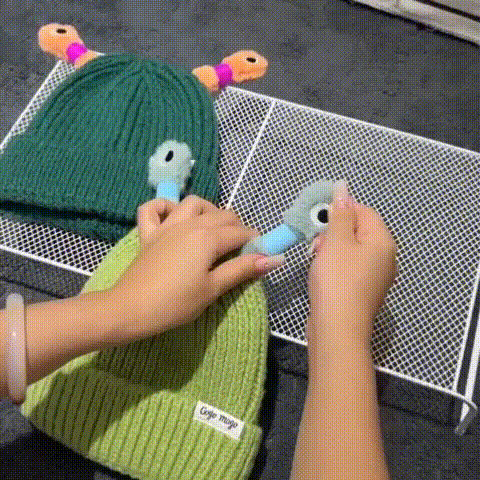 🔥Hot Sale - 49% Off🔥winter Parent-child Cute Glowing Little Monster Knit Hat