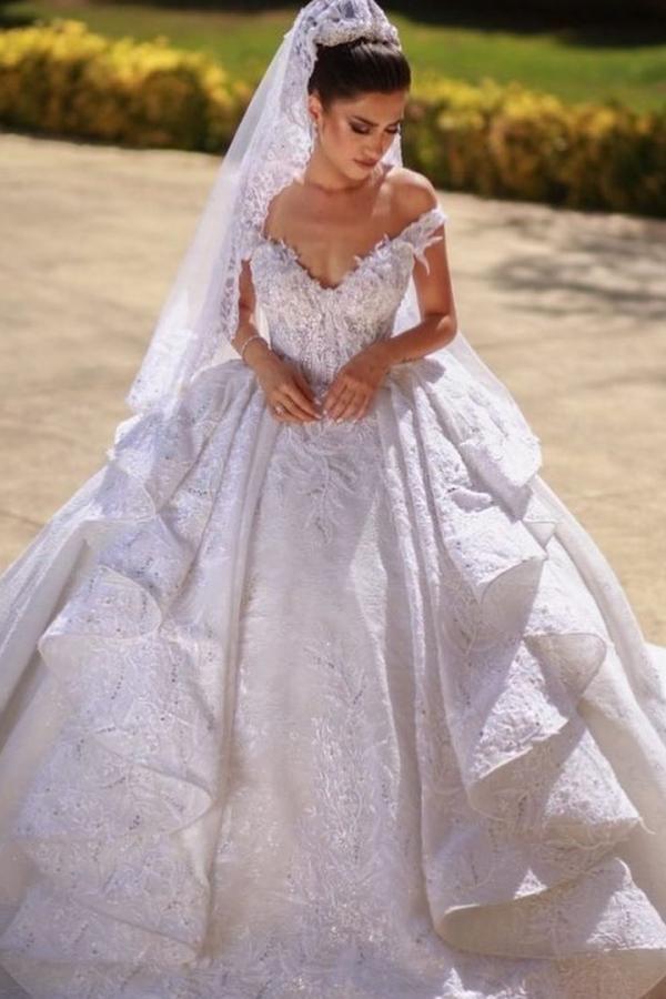 Hidais Gorgeous Long Ball Gown Off-the-shoulder Wedding Dress With Lace