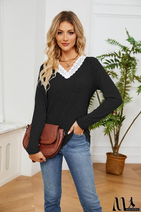 MidiSono - Lace Detailed V Neck Top