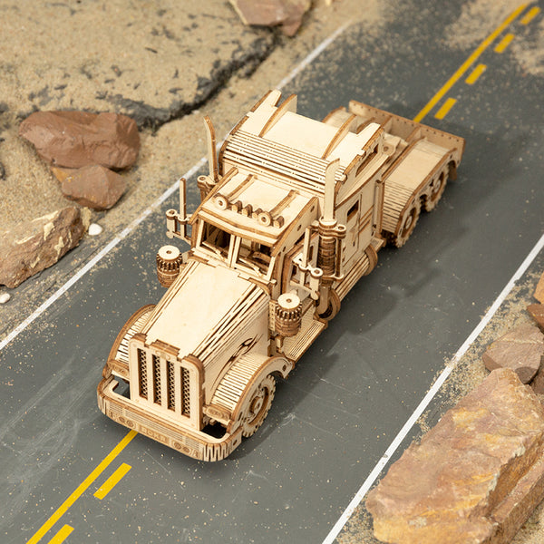 Wooden Scale Model Heavy Truck MC502 9