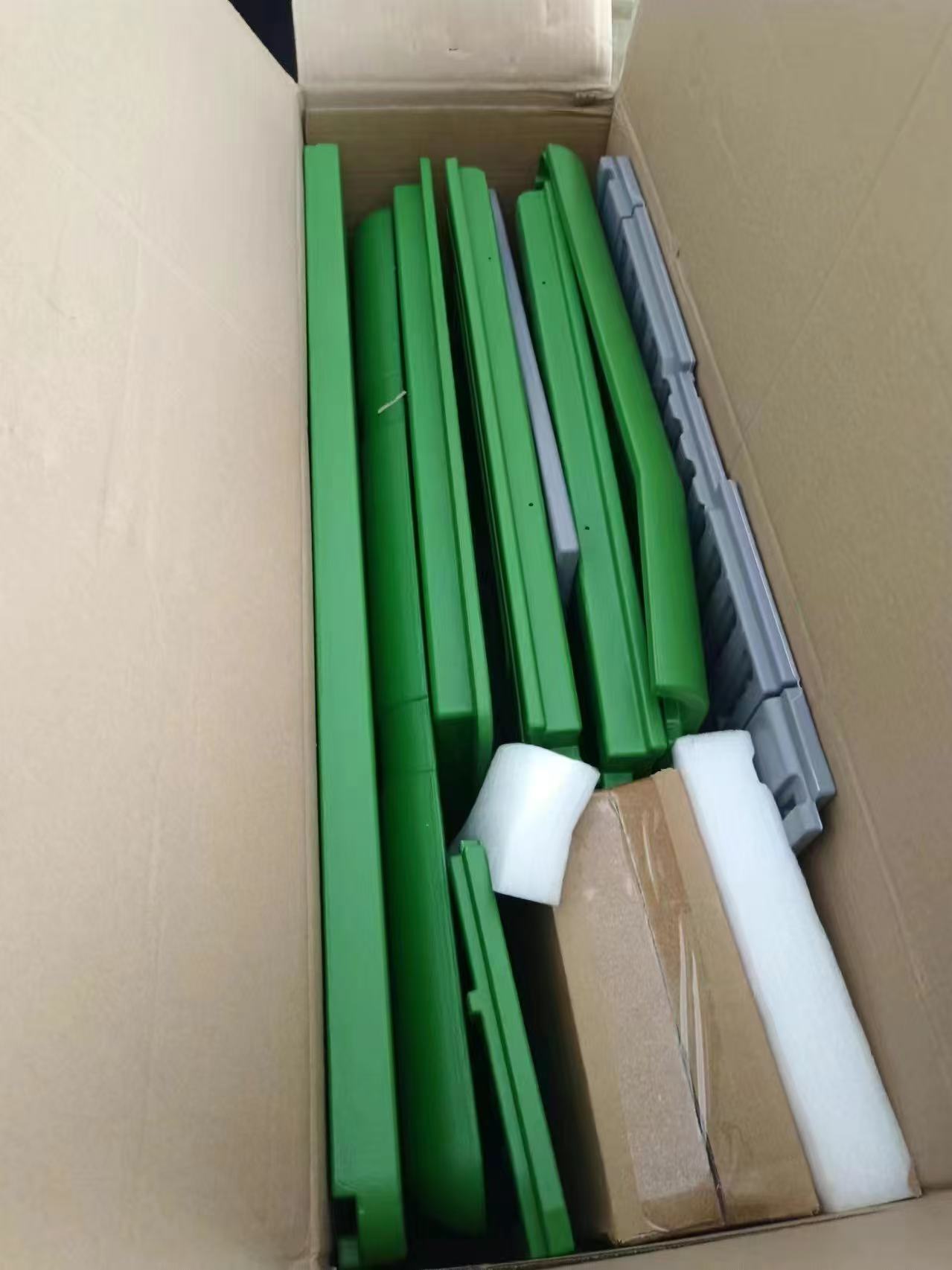 Mobile Chicken Coop Run with For 2-10 Large Hens House 7333036b89e1a50aac20c3efe586486b