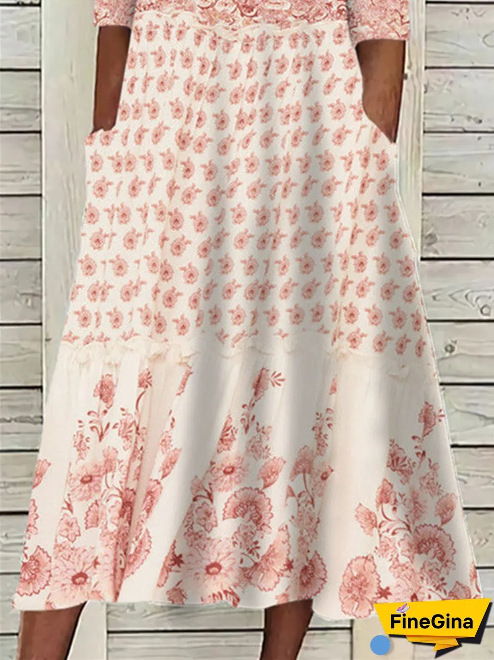 Women's Half Sleeve Scoop Neck Graphic Floral Printed Pockets Midi Dress