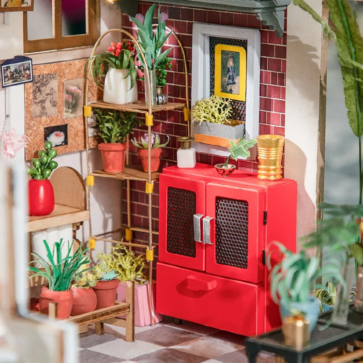 Rolife Emily's Flower Shop Miniature House DG145 | Robotime Online