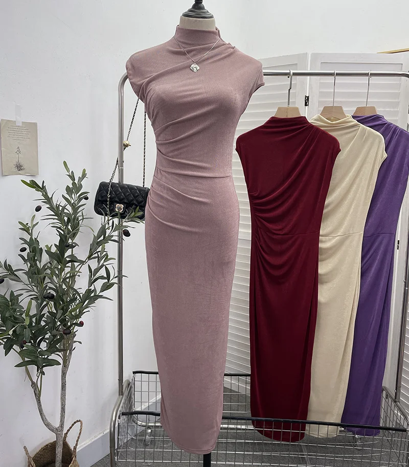 Nigikala Nigikala Unique Dress With Thin Folds And Hips High-Collar After The Opening Of The Fork Dress 8858