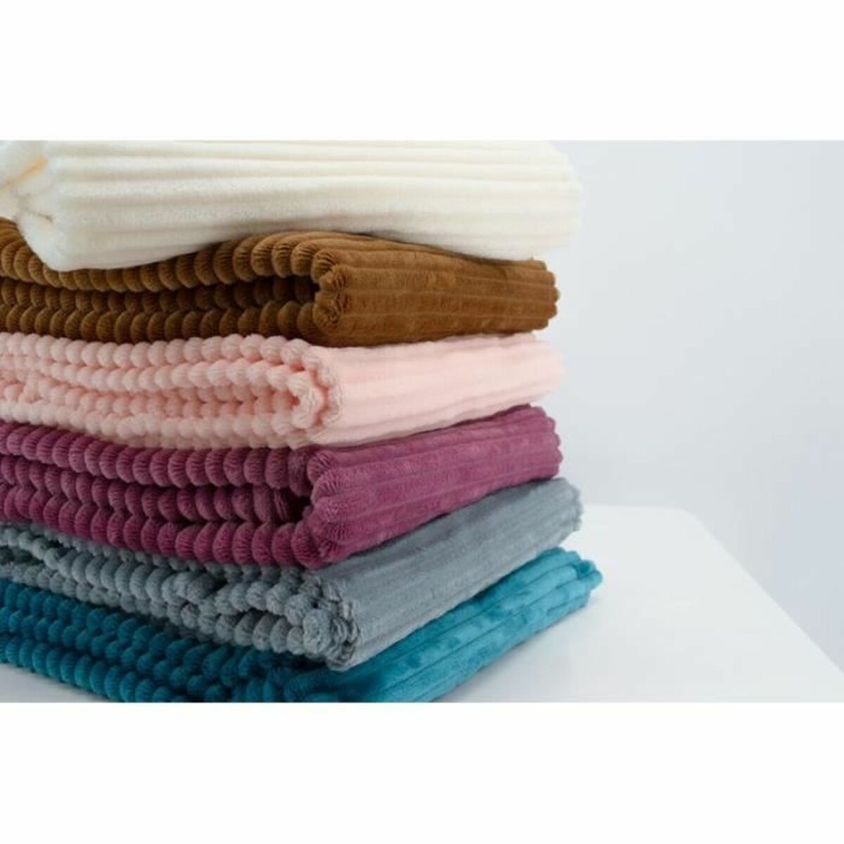 Blanket Domiva White