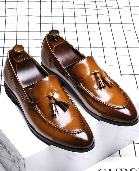 Business Pointed Toe Tassel Shallow Mouth Leather Shoes