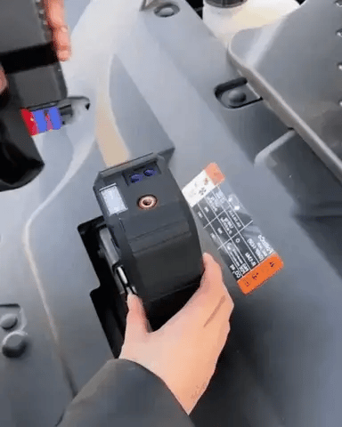 Air pump showing 150 PSI power output