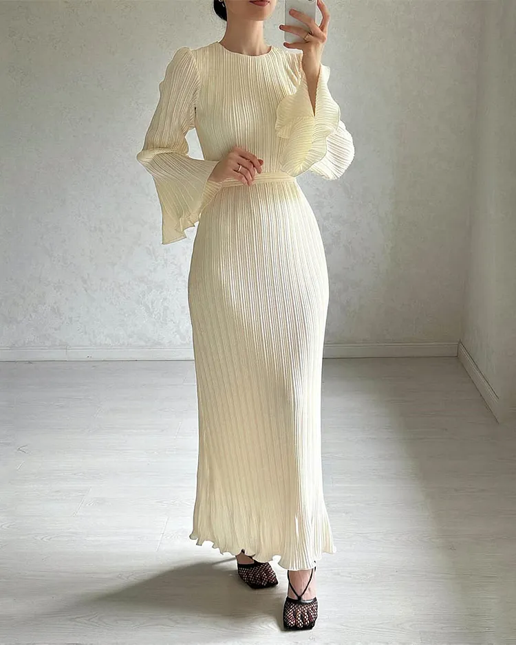 Trumpet sleeved slim long dress