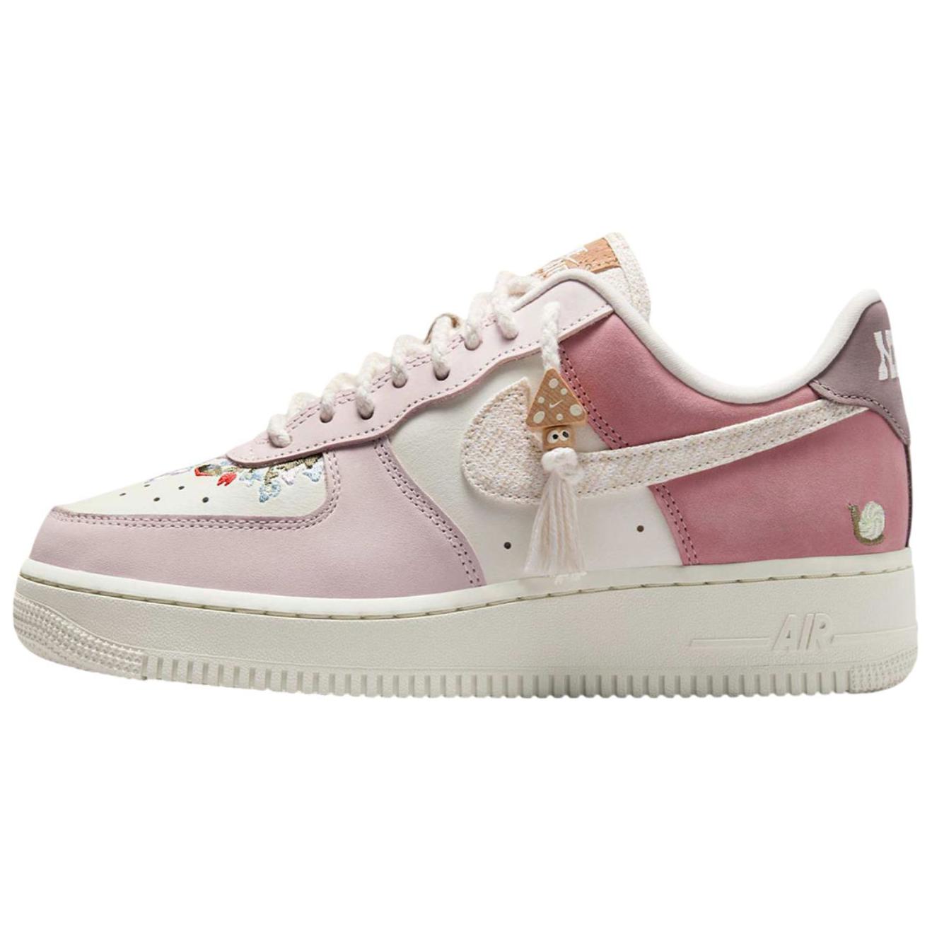 Nike Air Force 1 Anti Slip Wear Resistant Low Top Skateboard Shoes Women's Pink White