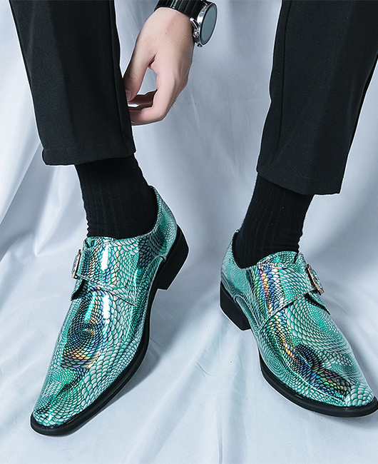 Fashion Iridescent Crocodile Pattern Buckle PU Leather Shoes