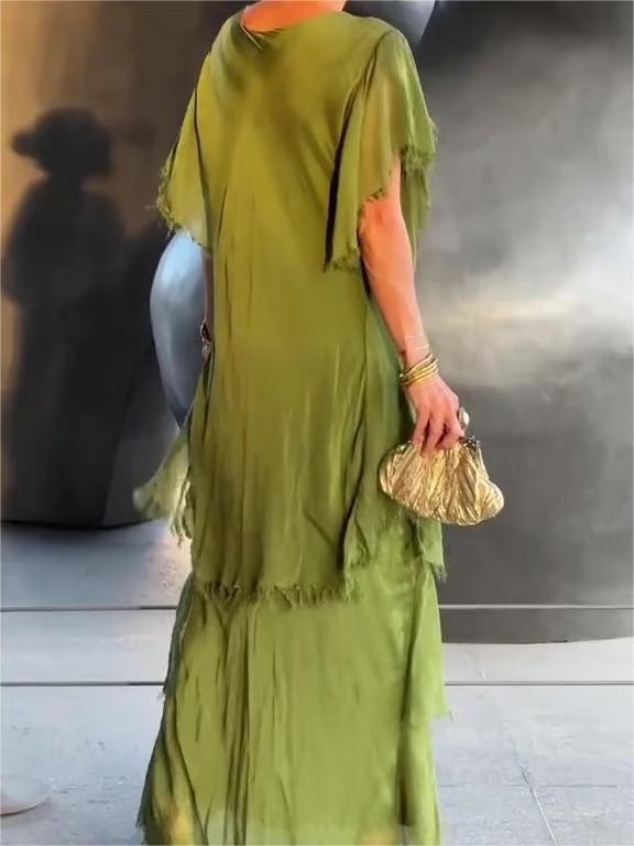 🔥 Elegant V-neck Maxi Dress