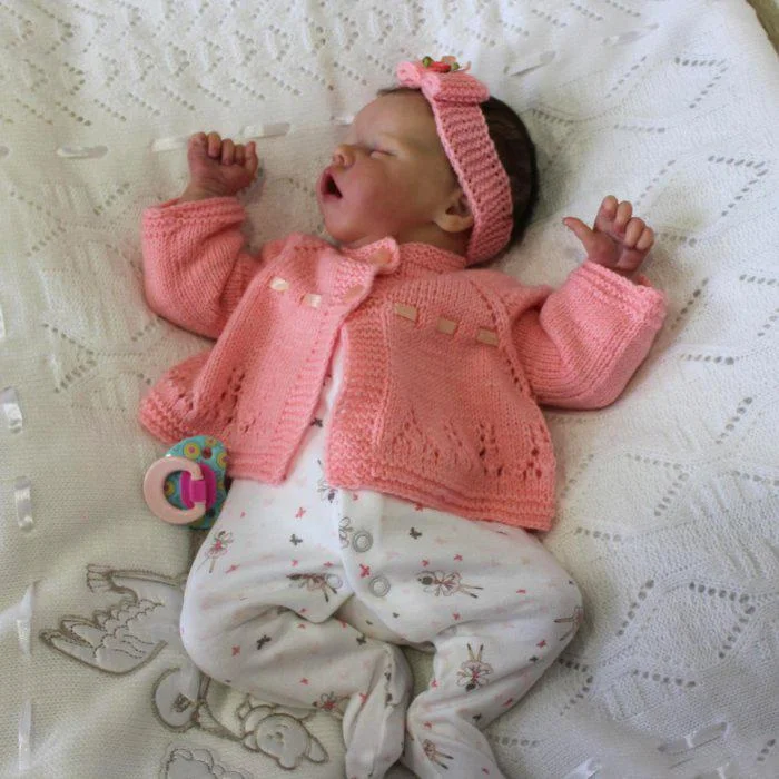 [3-7 Days Delivery]Eyes can Opened & Closed-17'' Real Lifelike Halle Handmade Asleep Newborn Baby Doll Newborn Girl with Coos and "Heartbeat" By Dollreborns®