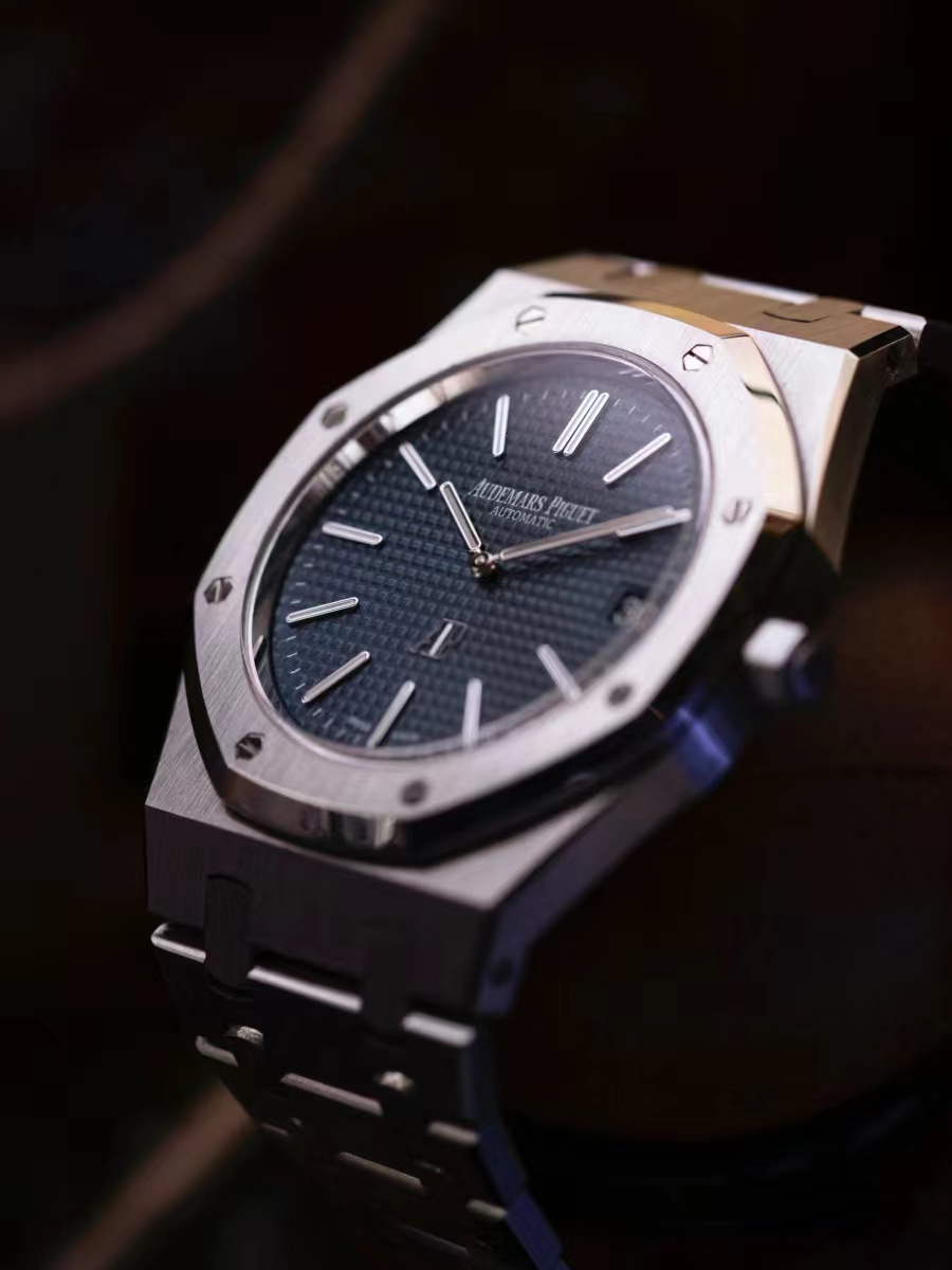 中文様 Audemars Piguet 愛彼15202 - 在Chrono24上的所有商品