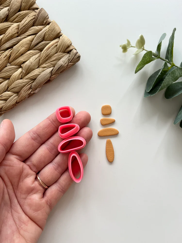 【4 PCS】Organic Dangle Drop Earrings Clay Cutters