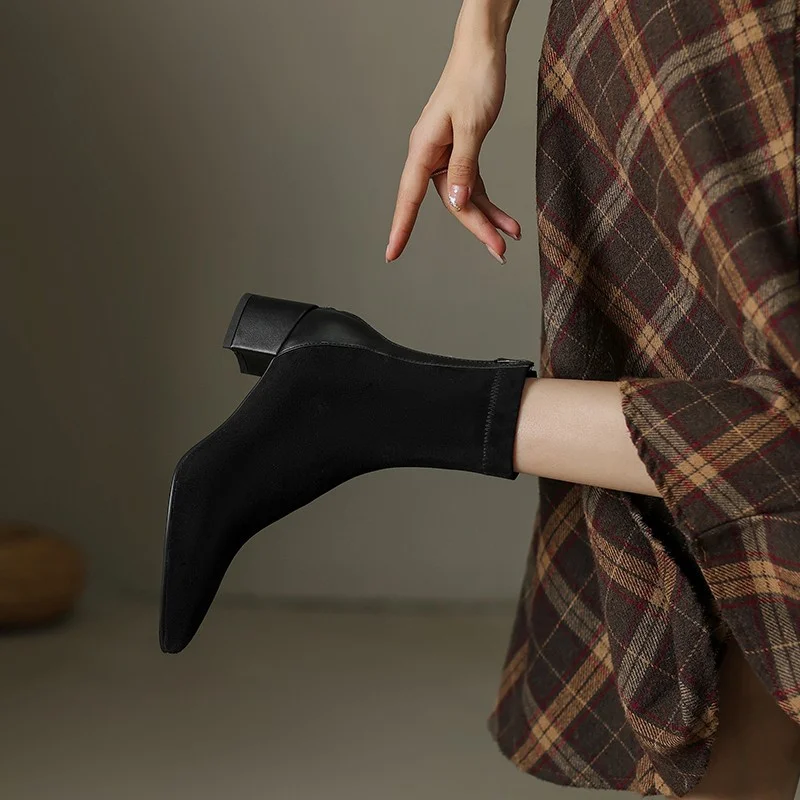 Breakj Breakj Short Boots Women's Autumn / Winter 2023 New Thick Heel Pointed Suede Stitching Boots Women's Middle Heel Soft Skin Thin Boots