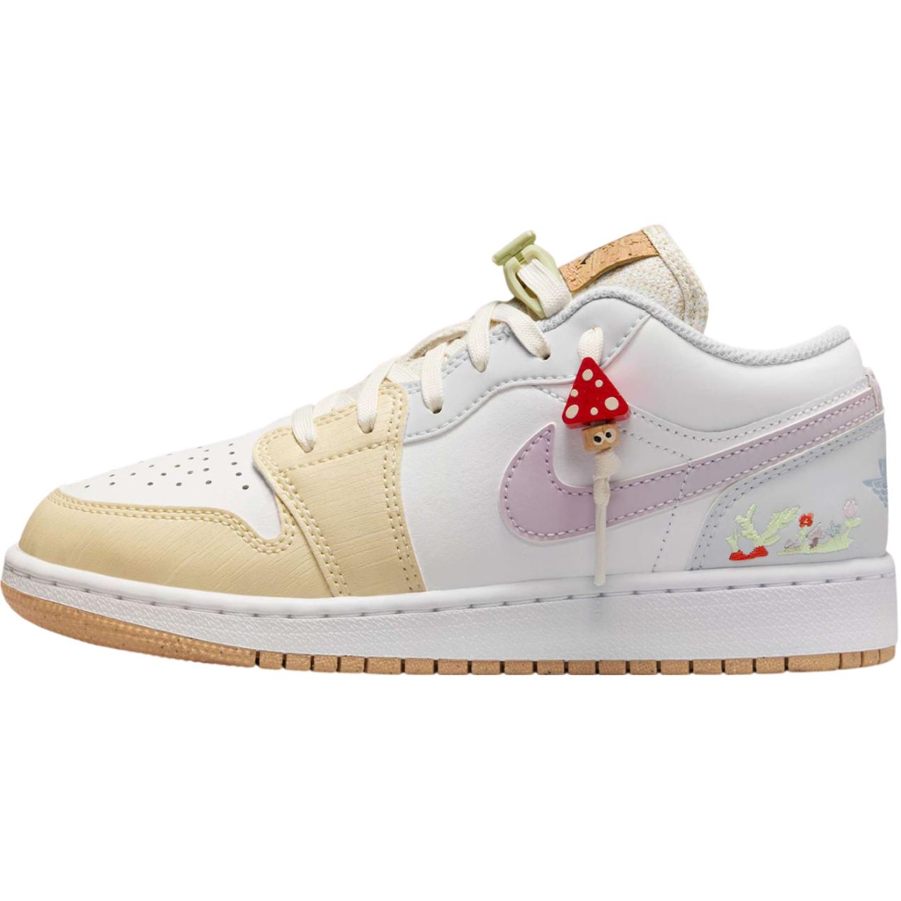 Jordan Air Jordan 1 Slip Resistant Cushioning Low Top Kids' Skateboarding Shoes White Teenagers