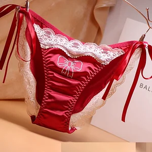 Sexy and cute lace-up hot diamond satin lace-up bow briefs