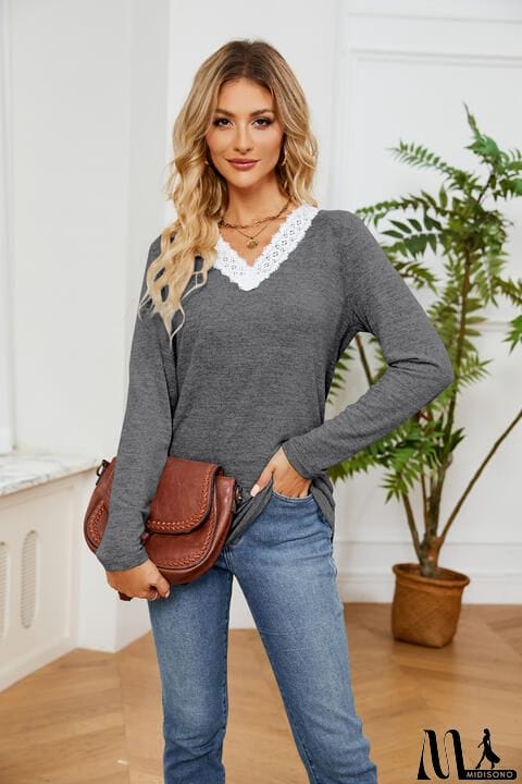 MidiSono - Lace Detailed V Neck Top