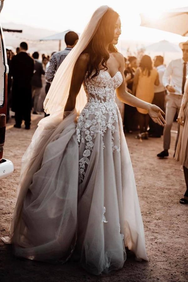 Long A-Line Wedding Dress Sweetheart 3D Floral with Lace and Tulle WD0497