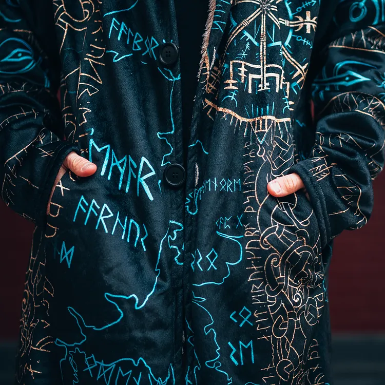Vegvisir Cloak - Limited