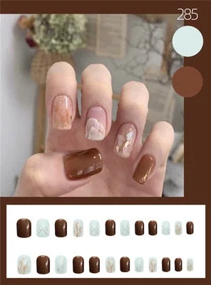 Nails Art Fake Nail Tips Press on Tipsy with Glue Coffin Stick Designs Clear Display Set Full Cover Artificial Short kiss square-Nail Inspo