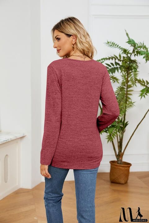 MidiSono - Lace Detailed V Neck Top