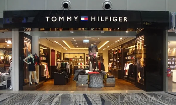 Tommy Hilfiger est la marque leader sur le marché international