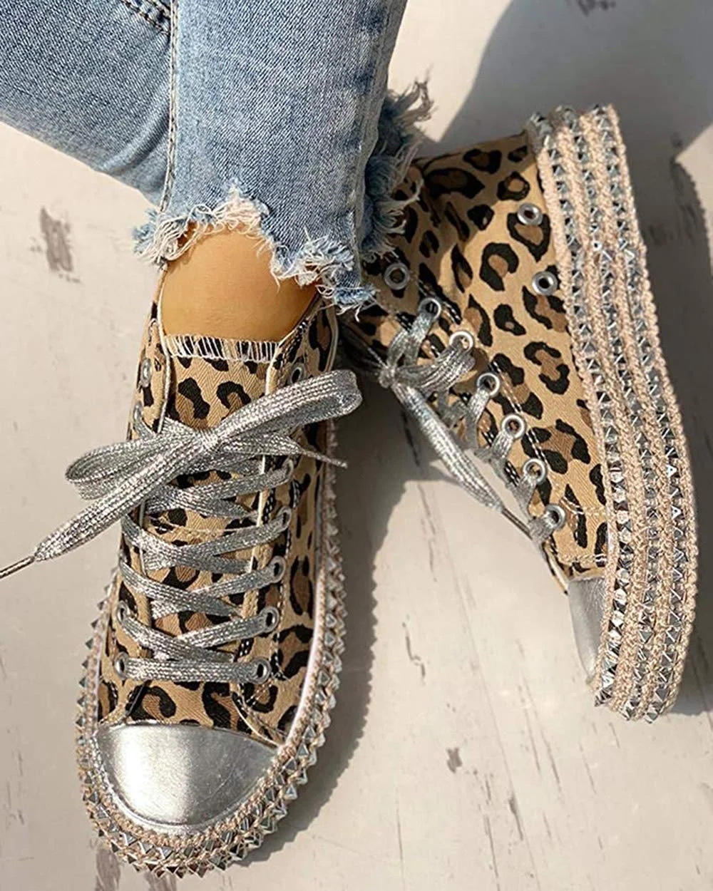 Women’s Sexy Leopard Printing High Top Canvas Sneaker Rhinestone Shiny Lace-up Flat Shoes