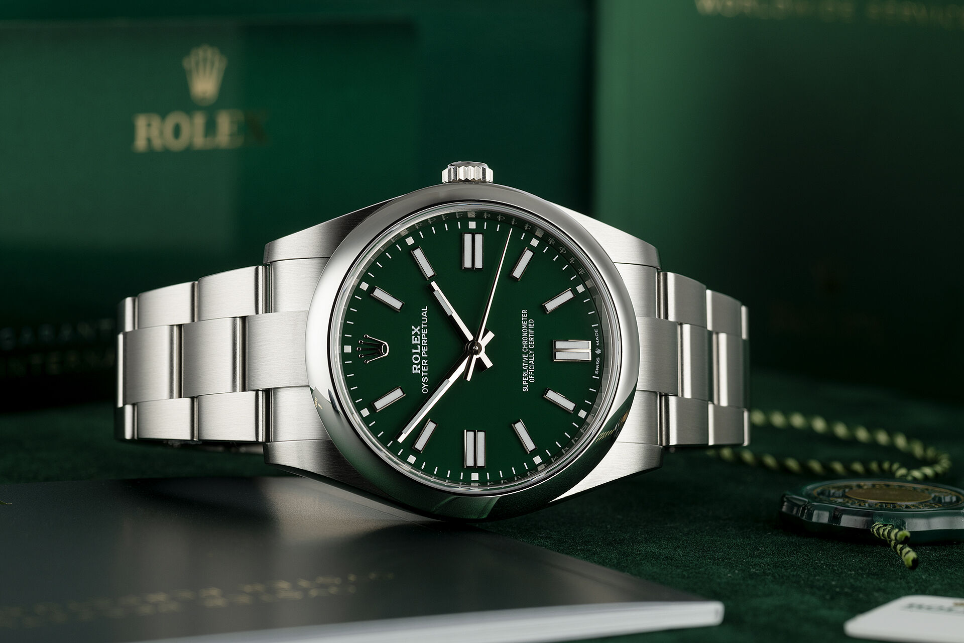 ref 124300 | 5 Year Rolex Warranty | Rolex Oyster Perpetual