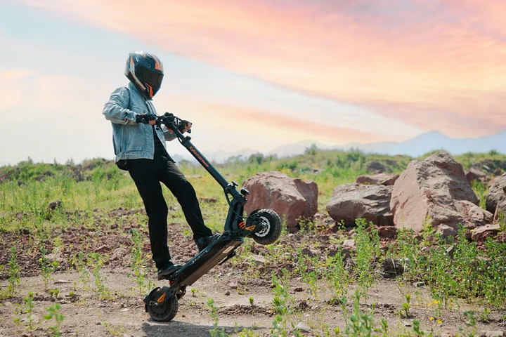 kinakoページ　SCO-100/CR KugooKirin G1 Electric Scooter: 1000W*2 Dual Motor, 65km Range